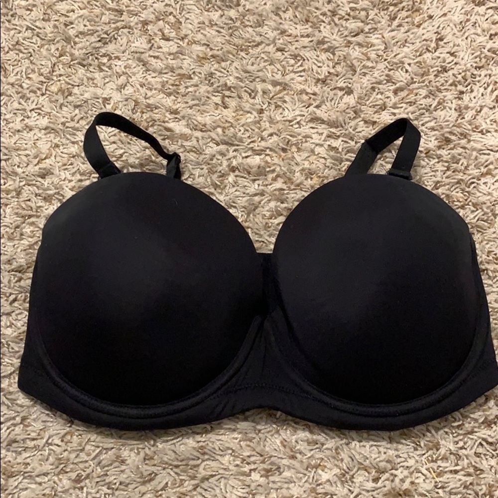 Wacoal Red Carpet Convertible Bra. Black 34DDD.